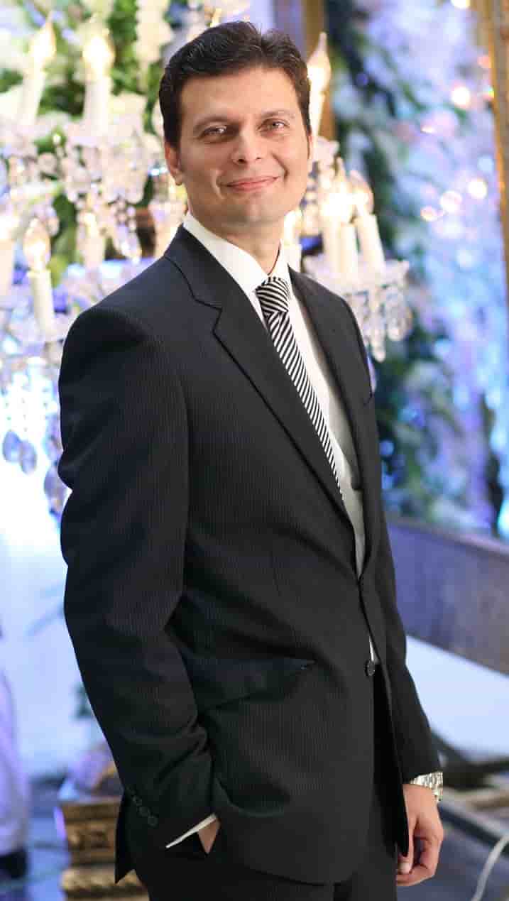Dr Sheraz Raza